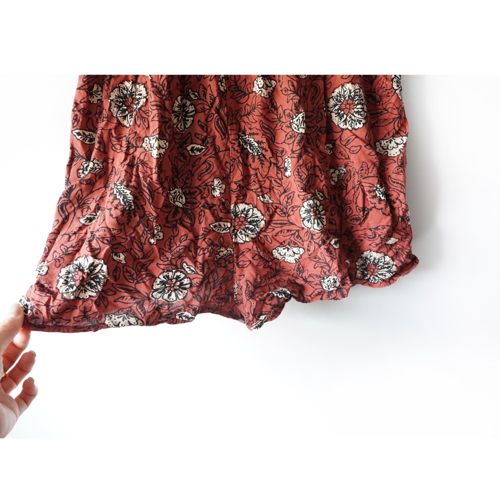 Forever 21 Floral Romper - Picture 4 of 5